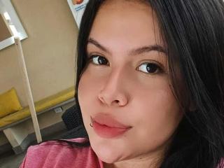 PlayfulCurvy - Live porn &amp; sex cam - 27964718