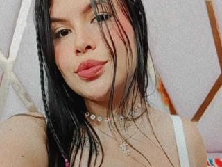 PlayfulCurvy - Live porn &amp; sex cam - 27964730