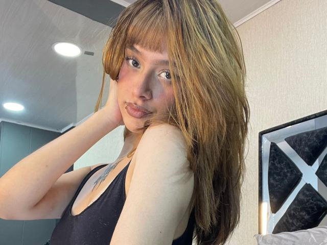 CamiMonet - Live sex cam - 27965174