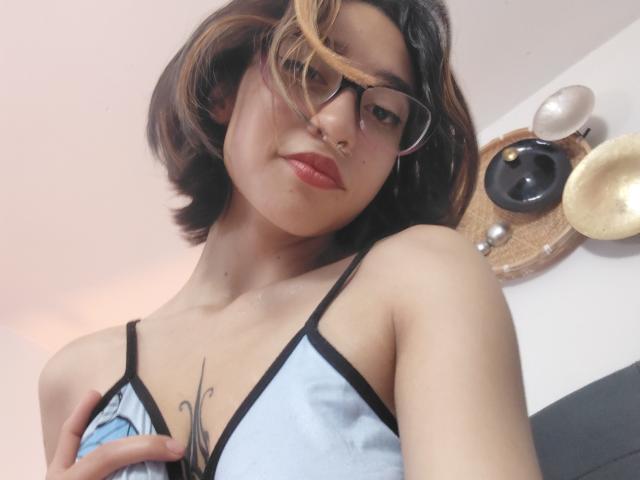 CamiVargas - Live porn &amp; sex cam - 27968009
