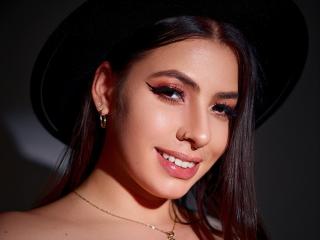 VanessaClose - Live porn &amp; sex cam - 27970946