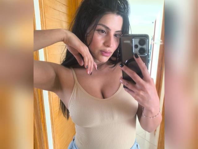 SaraWestt - Live porn &amp; sex cam - 27972359