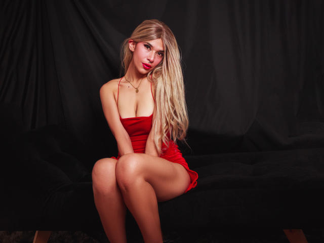 MartinaEvans - Live porno og sexkamera - 27972413