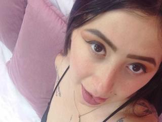 JuliethCruz - Live sex cam - 27972539