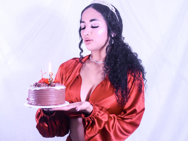 AuroraFerretti - Live porn &amp; sex cam - 27972602