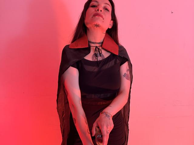 ElizabethDoom - Live porn &amp; sex cam - 27974021