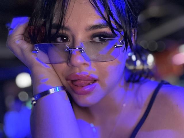 AriBloom - Sexe cam en vivo - 27976271