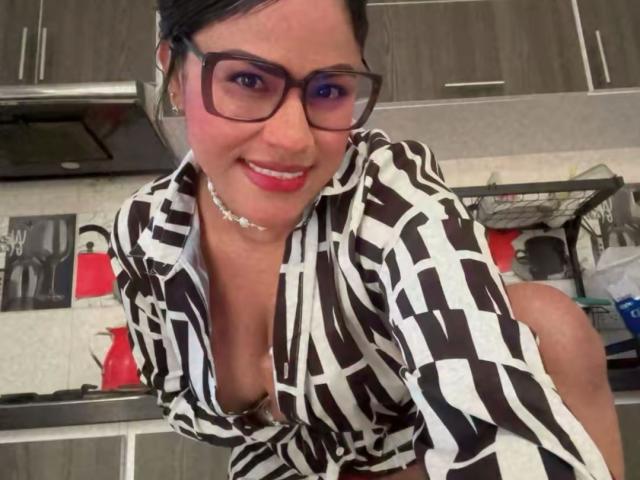 IvannaDuran - Live sex cam - 27976727