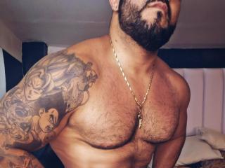 BardoCkroy69 - Live porn &amp; sex cam - 27978323