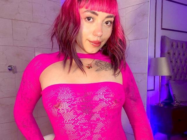 GigiVolkova - Live porn &amp; sex cam - 27979577