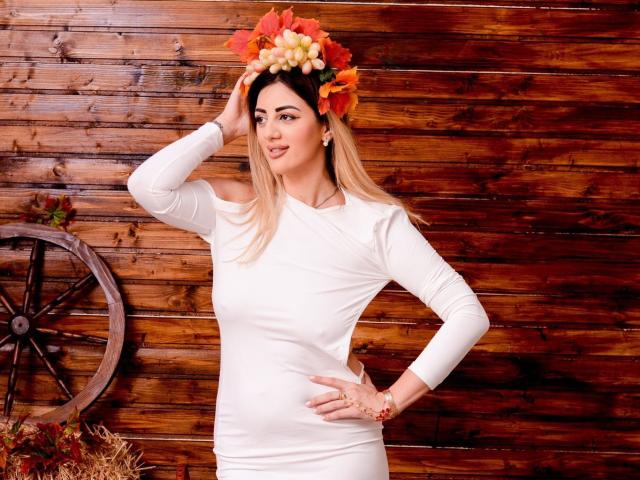 JuliaDewy - Sexe cam en vivo - 27980615