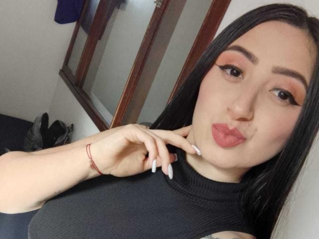 JuliethCruz - Live porn &amp; sex cam - 27983408