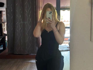 RoyalBlondie-hot - сексуальная веб-камера в реальном времени - 27984236