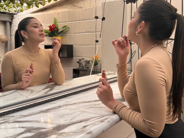 EmmaLombardi - Live sex cam - 27984500