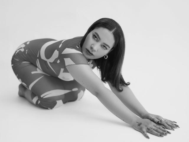 SaharaArisa - Live sex cam - 27984725