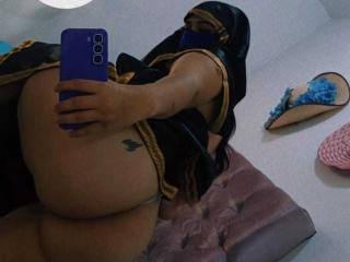 InayaKhalifa - Live porn &amp; sex cam - 27985238