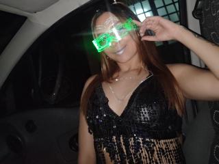 SaarahJones - Camera khiêu dâm &amp; quyến rũ trực tiếp - 27986015