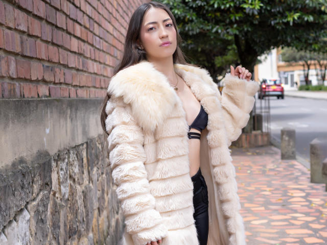 AnnFisher - Live porn &amp; sex cam - 27986408