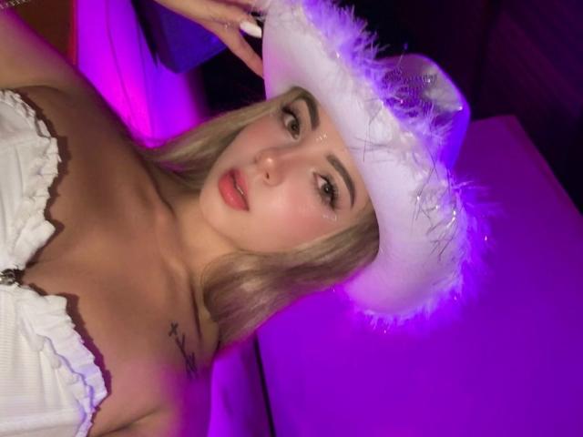 SofiaFoxx - Sexe cam en vivo - 27989078