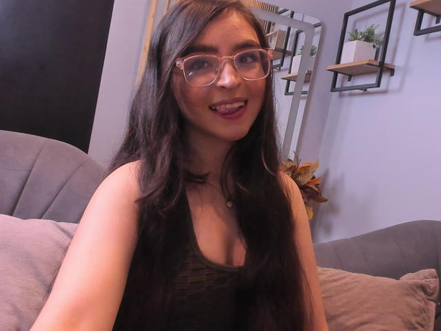 EvaMcAllister - Live porn &amp; sex cam - 27989825