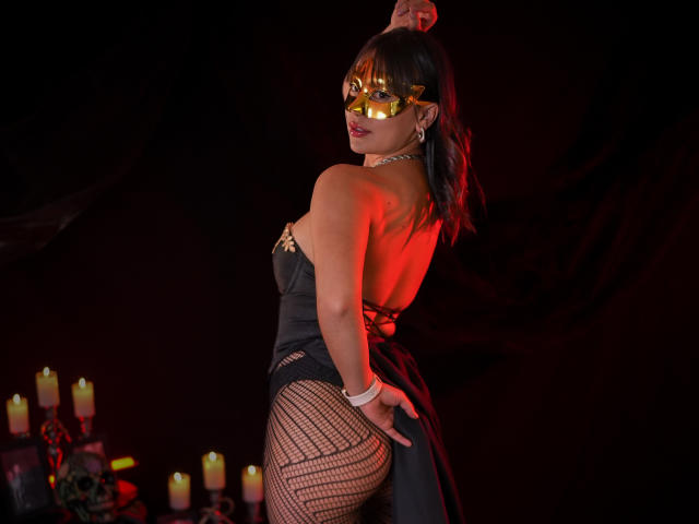 SharaaMiller - Élő pornó és szexkamera - 27990185