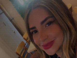 SofyaLane - Live porn &amp; sex cam - 27991550