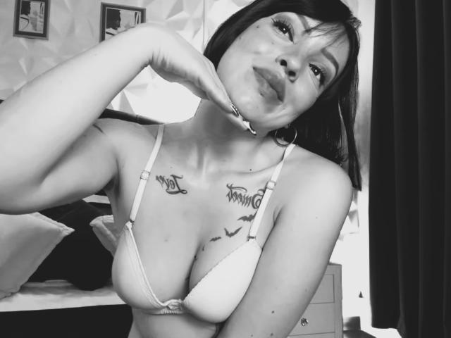 VeroHands - Live porn &amp; sex cam - 27991919