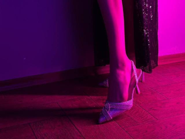 AraiaSheri - Live porn &amp; sex cam - 27992093