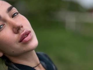 AraiaSheri - Live porn &amp; sex cam - 27992132