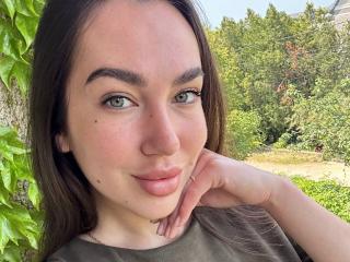 AraiaSheri - Live porn &amp; sex cam - 27992156