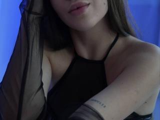 AraiaSheri - Live porn &amp; sex cam - 27992189