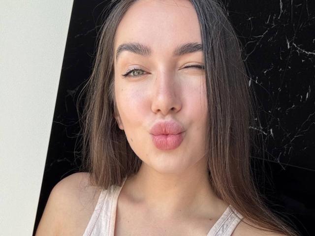 AraiaSheri - Sexe cam en vivo - 27992195