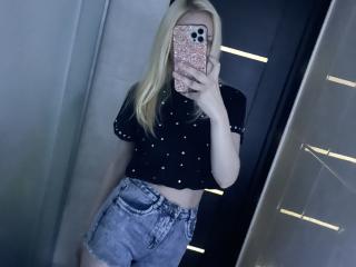 GlariyaHot - Live porn &amp; sex cam - 27993245