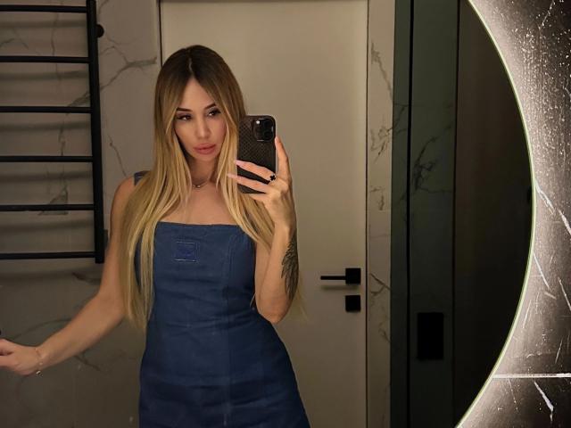 PlayfullBella-hot - Live porn &amp; sex cam - 27994337