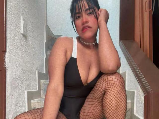 IvannaDuran - Live porn &amp; sex cam - 27994520