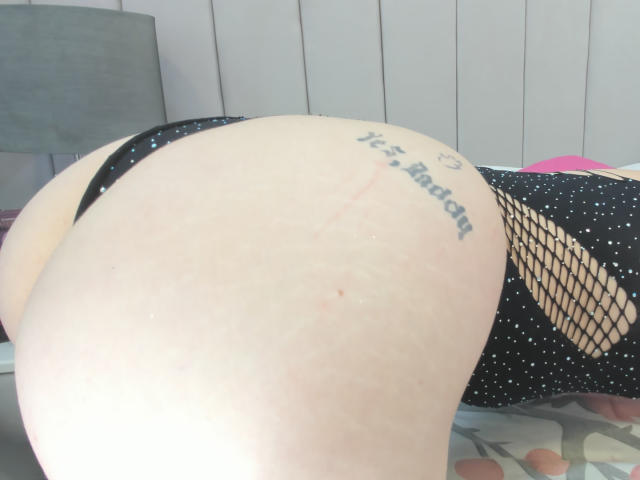 KendallDoshi - Live porn &amp; sex cam - 27994775