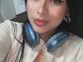 EmmaCollinsHot - Live porn &amp; sex cam - 27996956