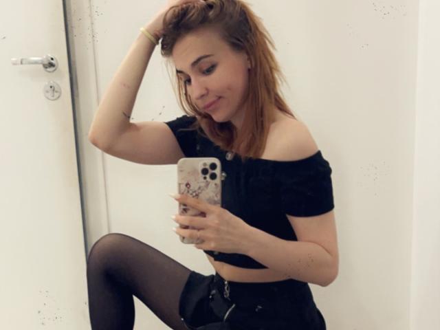 AliceAndCristal - Live porn &amp; sex cam - 27997163