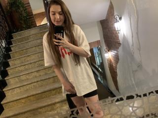 AliceAndCristal - Live porn &amp; sex cam - 27997175