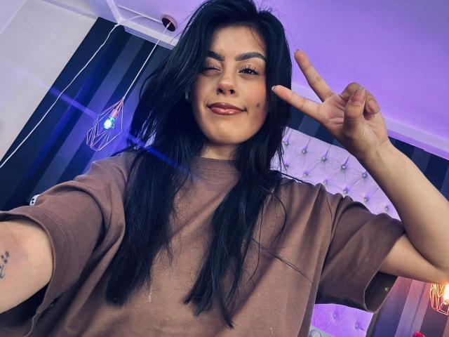 CamilePretty - Live sex cam - 28000181