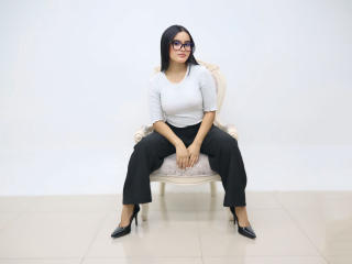 MiiaPalmer - сексуальная веб-камера в реальном времени - 28000301