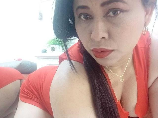 MiaSalomeChaude - Live porn &amp; sex cam - 28001144