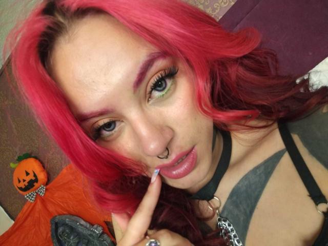 DahianaKlimt - Live Sex Cam - 28001645