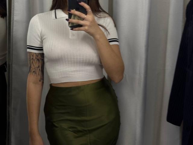 HotCaramelsDuo - Live porn &amp; sex cam - 28002131