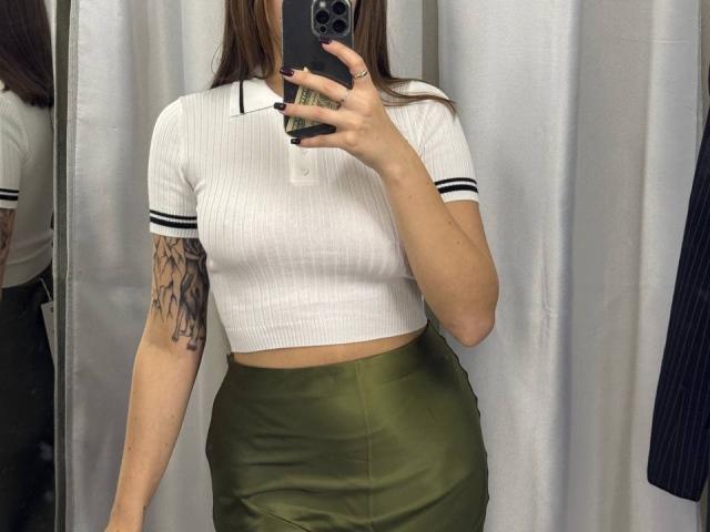 HotCaramelsDuo - Live porn &amp; sex cam - 28002134
