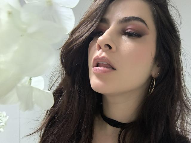 ChristineBray - сексуальная веб-камера в реальном времени - 28003415