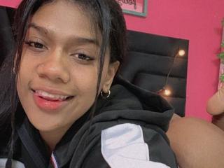 HottieLoveTime - Sexe cam en vivo - 28005935