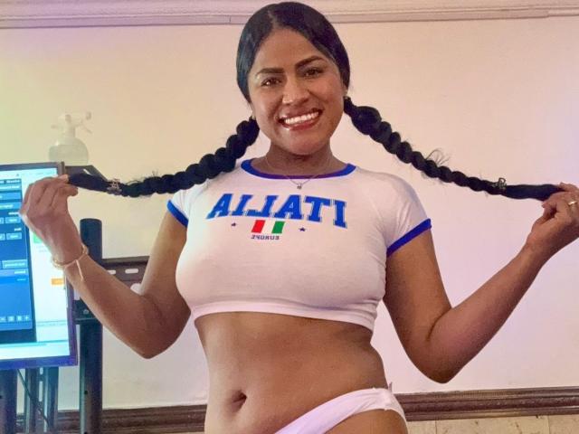 IvannaDuran - Live porn &amp; sex cam - 28007063