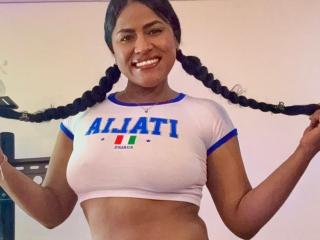 IvannaDuran - Live porn &amp; sex cam - 28007069