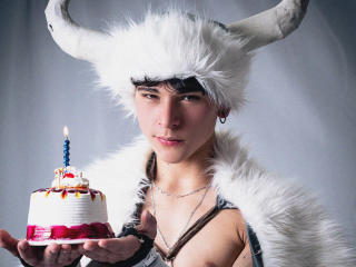 LukeHowlandy - Sexe cam en vivo - 28007567